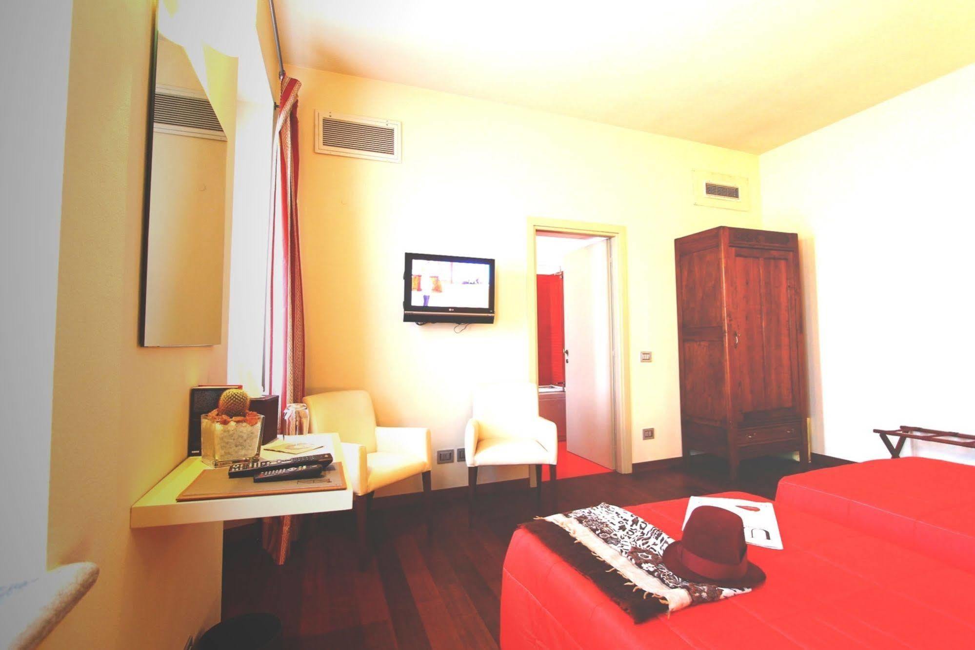 La Fermata Resort Alessandria Exterior foto