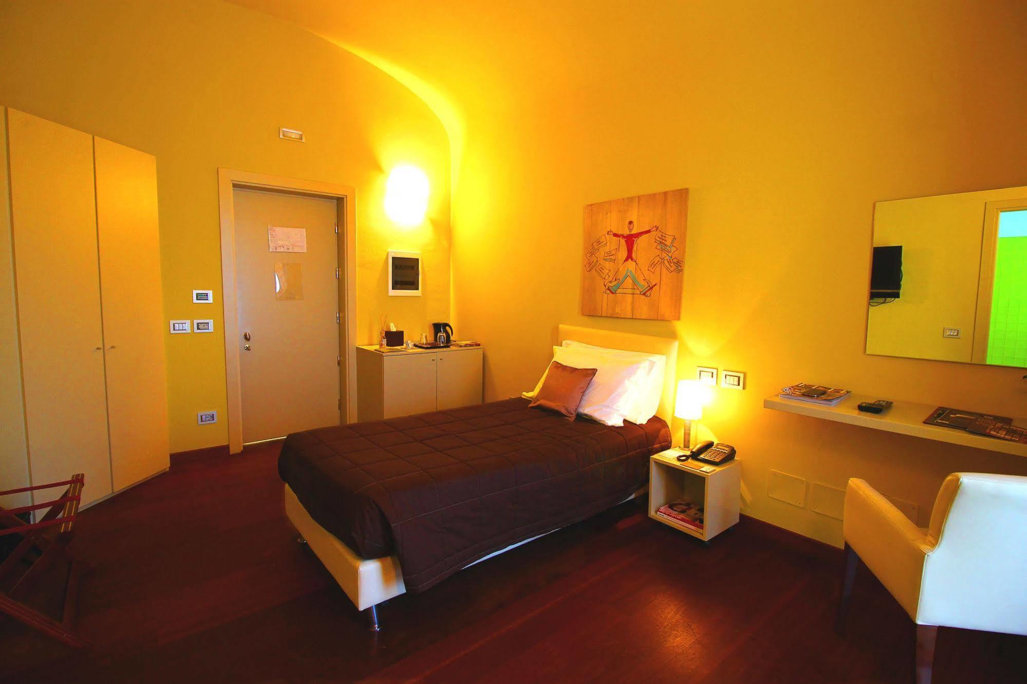 La Fermata Resort Alessandria Exterior foto